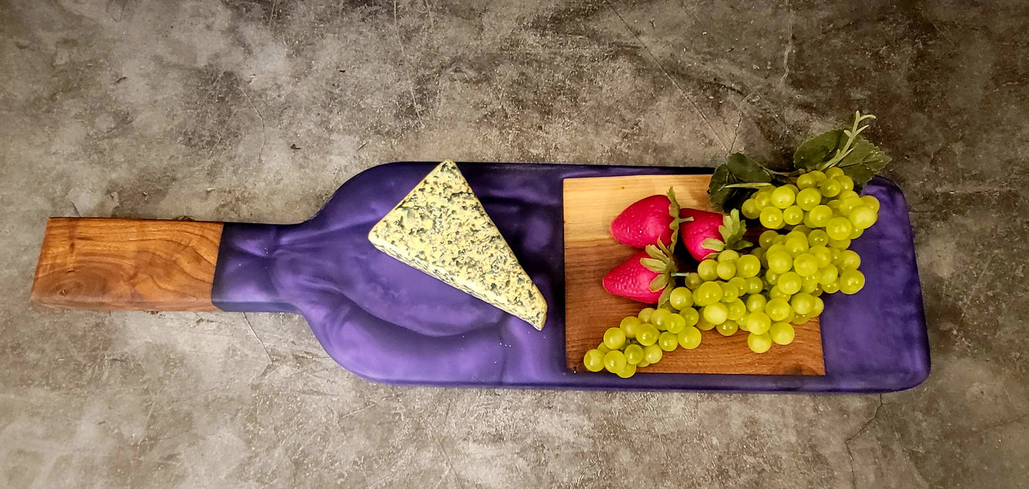 Vino Viola Charcuterie Board