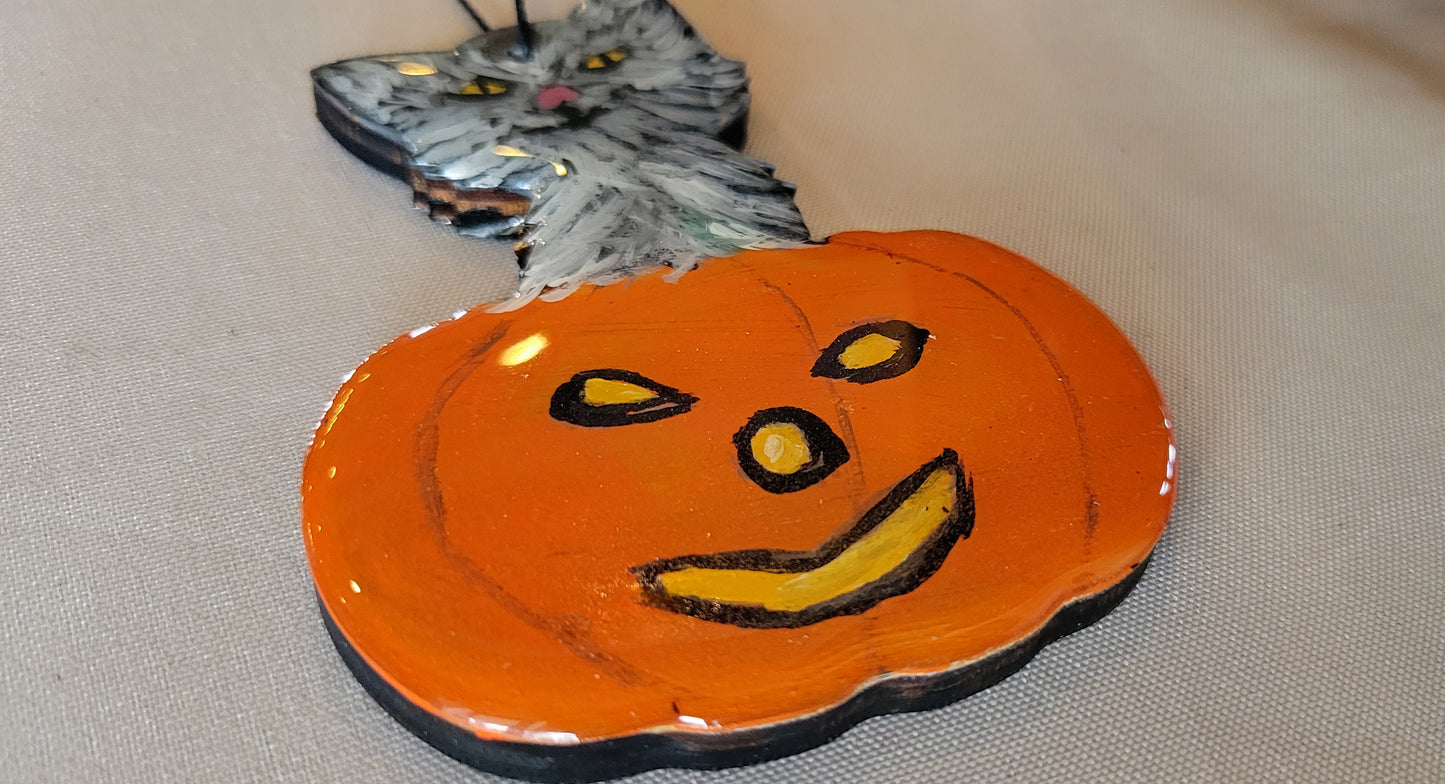 Spooky Cat & Pumpkin Ornament – Halloween Handmade Charm