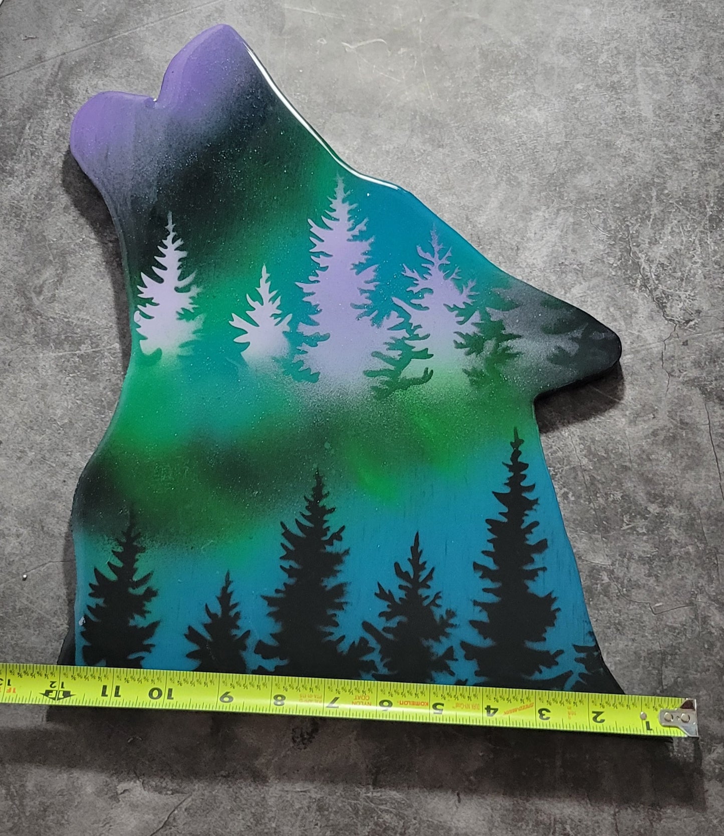 The Howling Beauty: Aurora Borealis Wolf Head Handmade