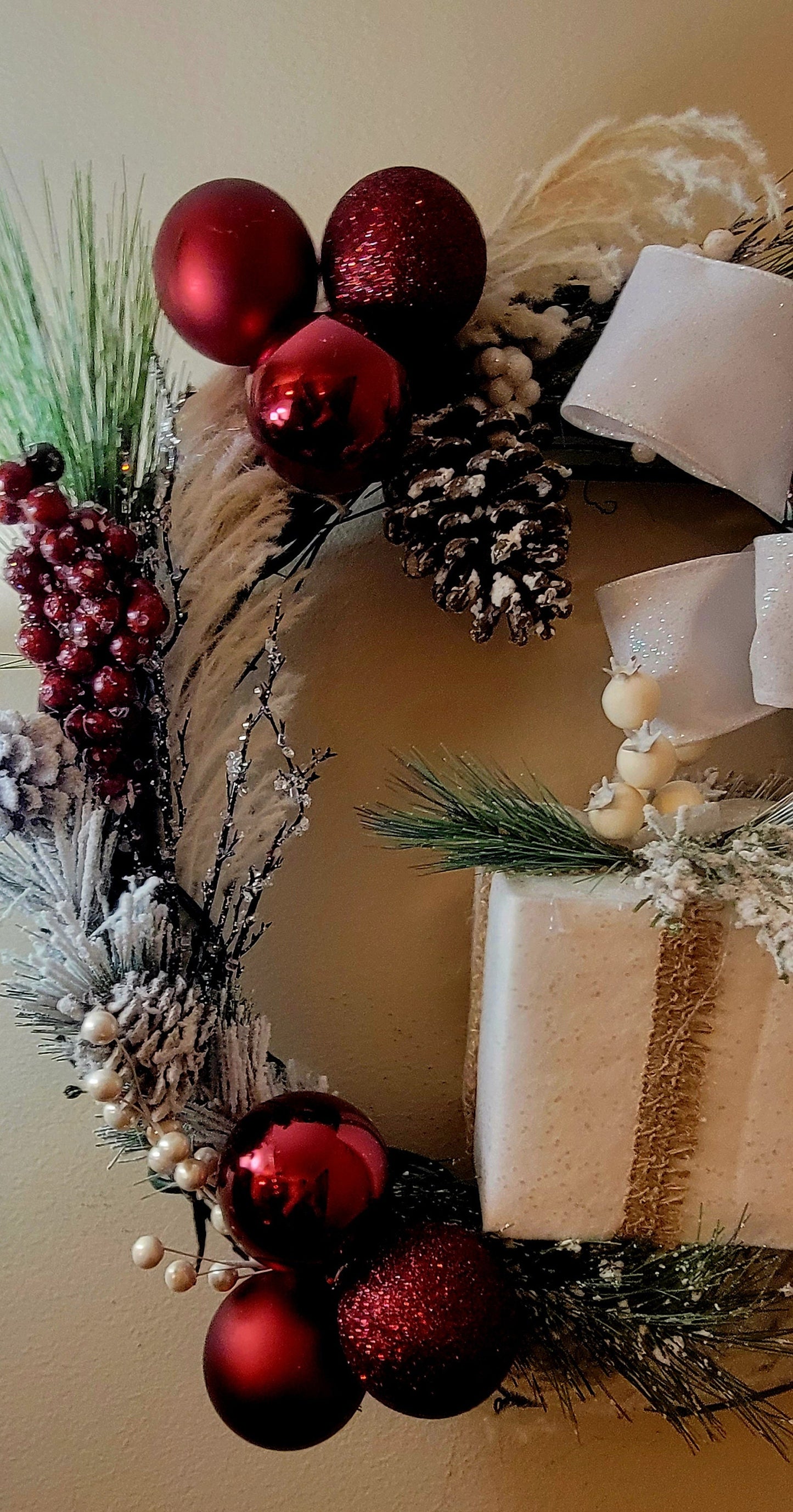 Twilight Evergreen – Green Holiday Wreath with White Bow & Gift Box