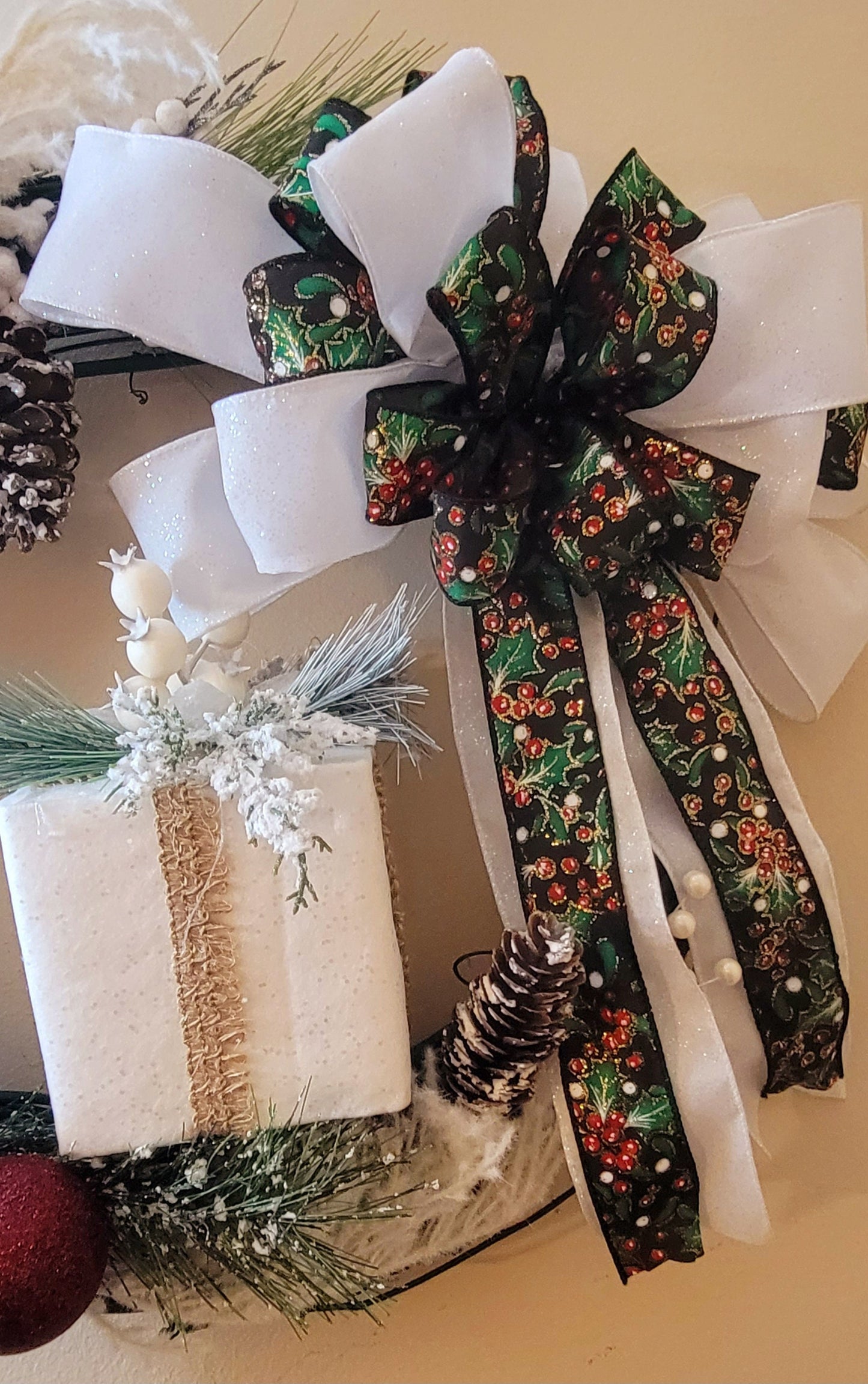Twilight Evergreen – Green Holiday Wreath with White Bow & Gift Box